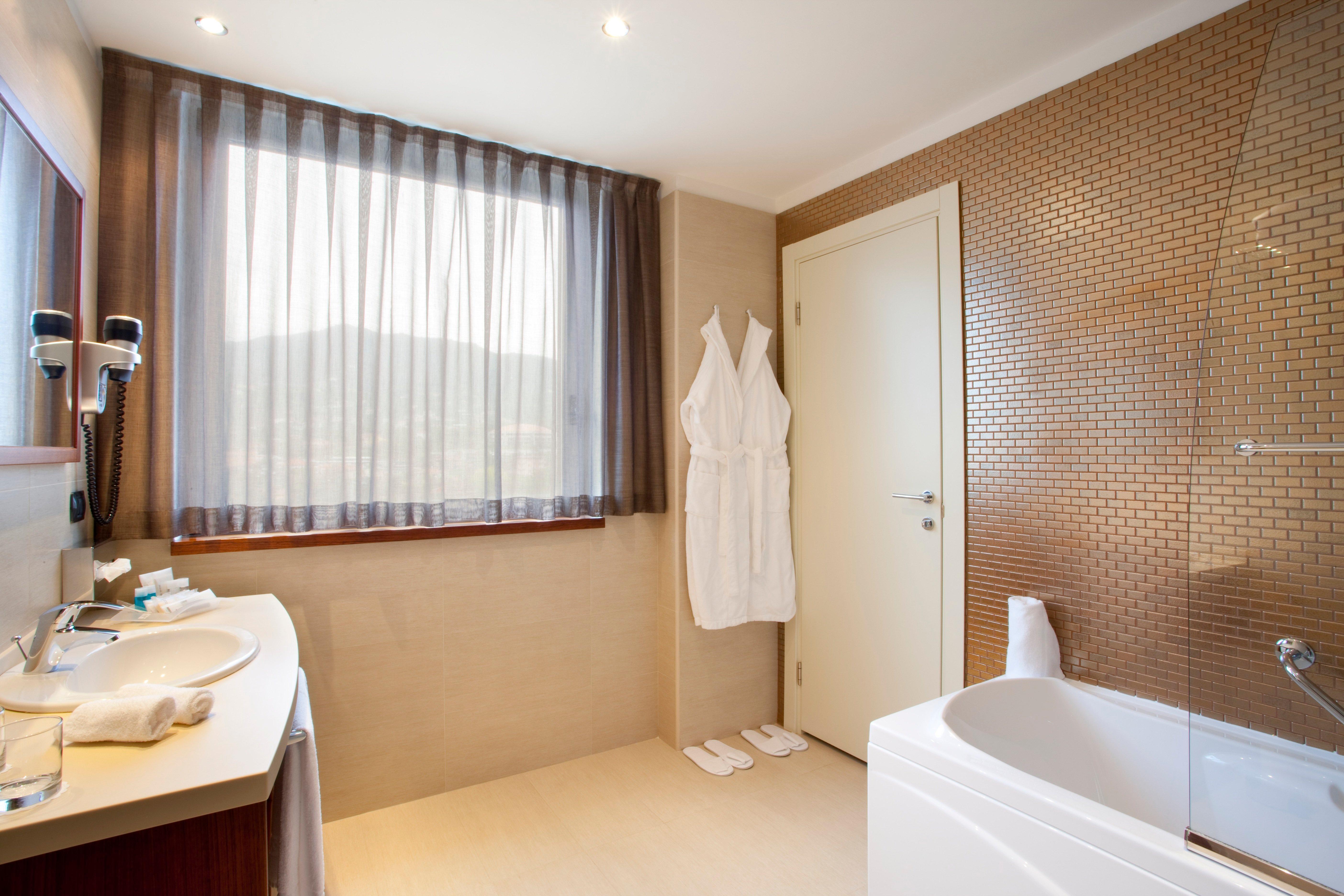 Holiday Inn Salerno-Cava De' Tirreni, an IHG Hotel Esterno foto