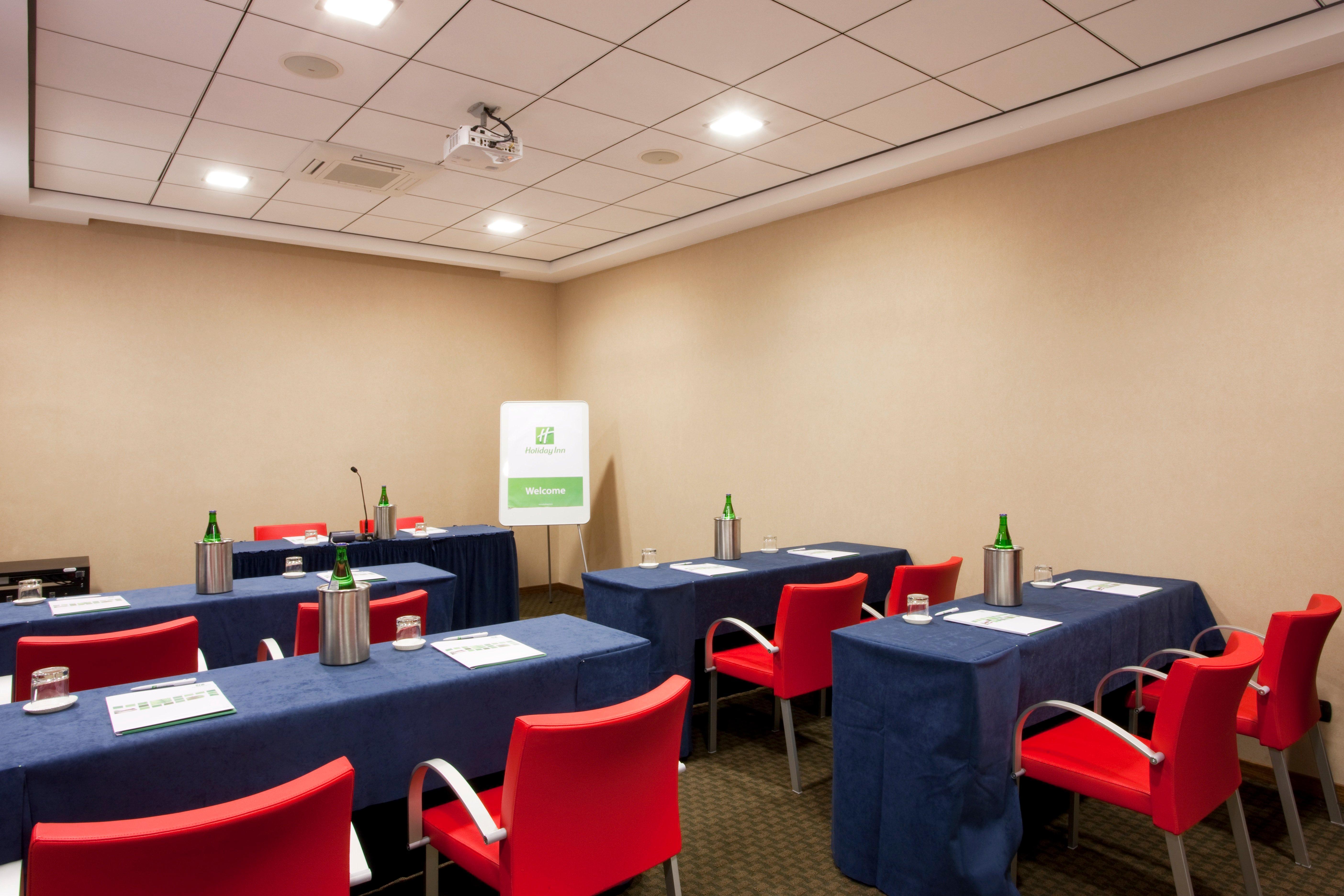 Holiday Inn Salerno-Cava De' Tirreni, an IHG Hotel Esterno foto