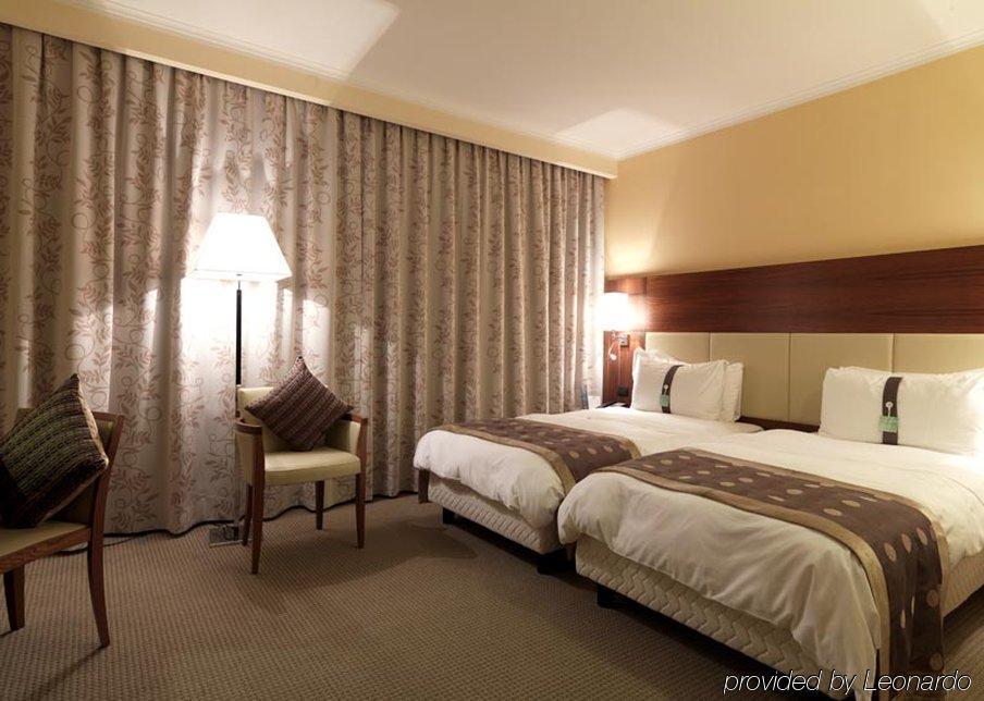 Holiday Inn Salerno-Cava De' Tirreni, an IHG Hotel Esterno foto