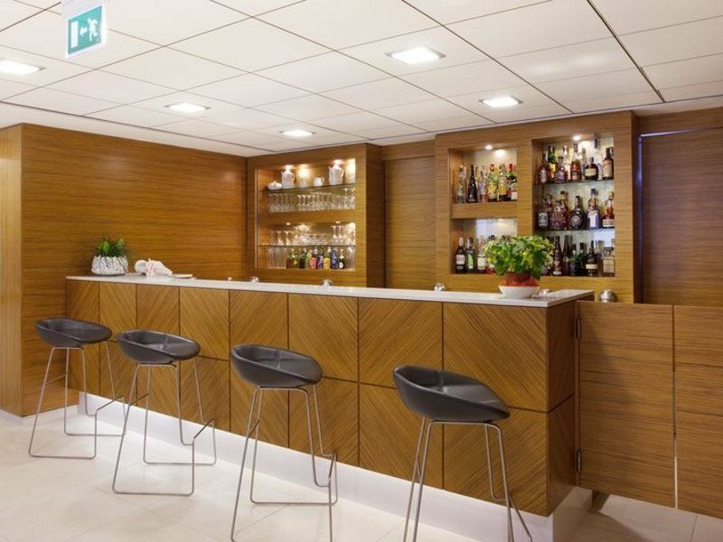 Holiday Inn Salerno-Cava De' Tirreni, an IHG Hotel Esterno foto